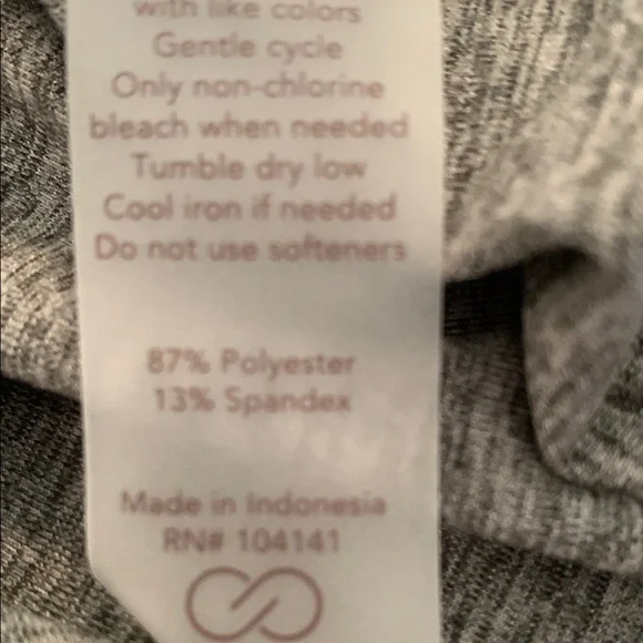 CALIA by Carrie Underwood Black Sleeveless Muscle Tee - Picture 10 of 10